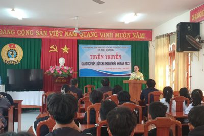 Trường THCS Nguyễn Du tổ chức tuyên truyền giáo dục pháp luật cho học sinh